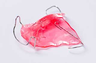 removable retainer